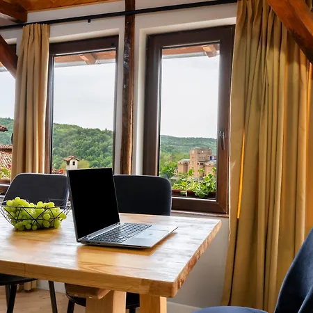 Bobevata - Floor 2 - Stunning View Old Town Апартаменты Велико-Тырново
