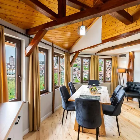 Апартаменты Bobevata - Floor 2 - Stunning View Old Town Велико-Тырново