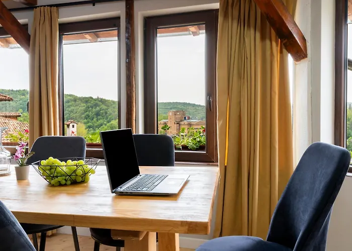 Bobevata - Floor 2 - Stunning View Old Town * Veliko Tárnovo